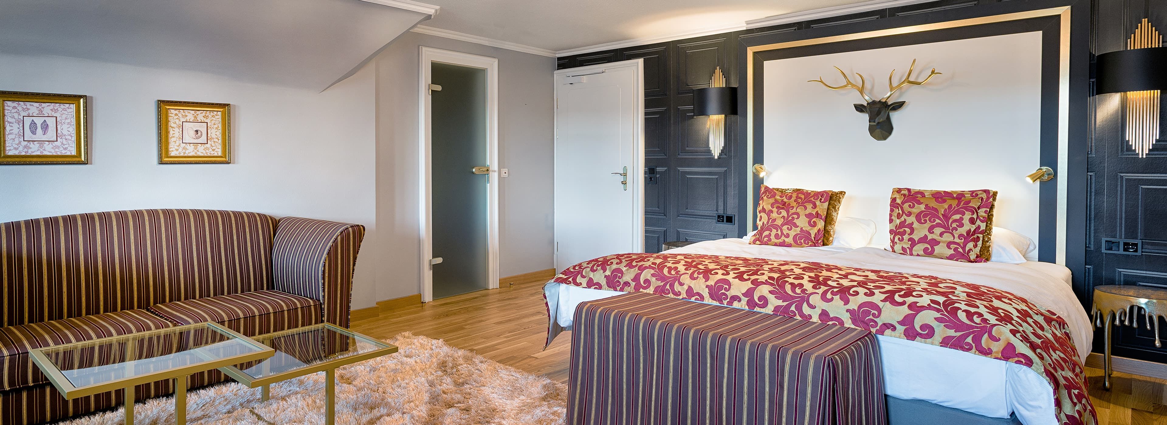 Classic Double Room in the Belle-Époque main building